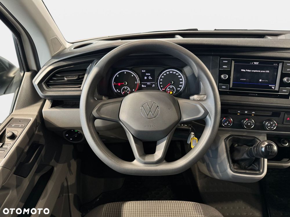 Volkswagen Transporter - 18