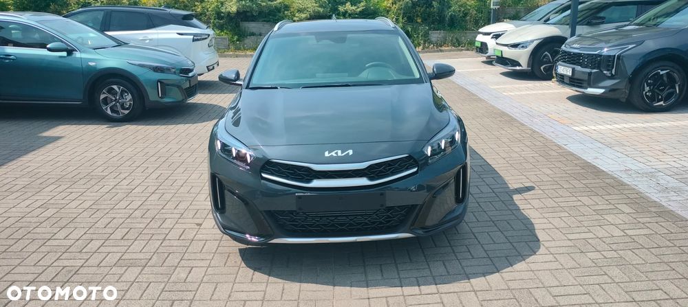 Kia XCeed 1.5 T-GDI M - 3