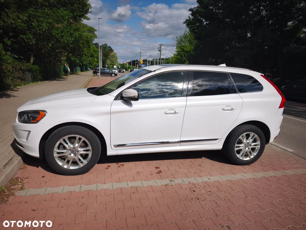 Volvo XC 60 T5 Powershift Momentum - 2