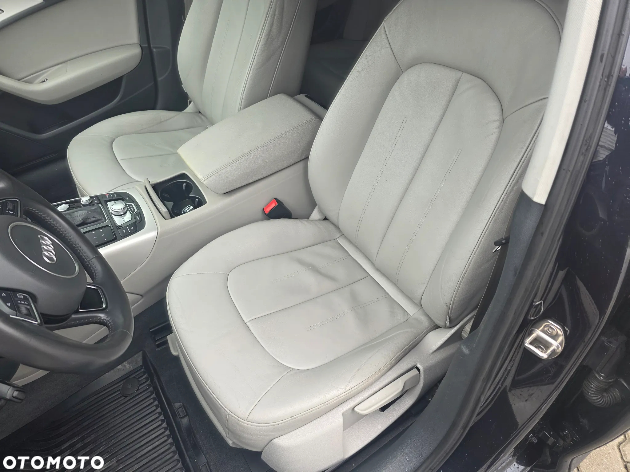 Audi A6 - 24