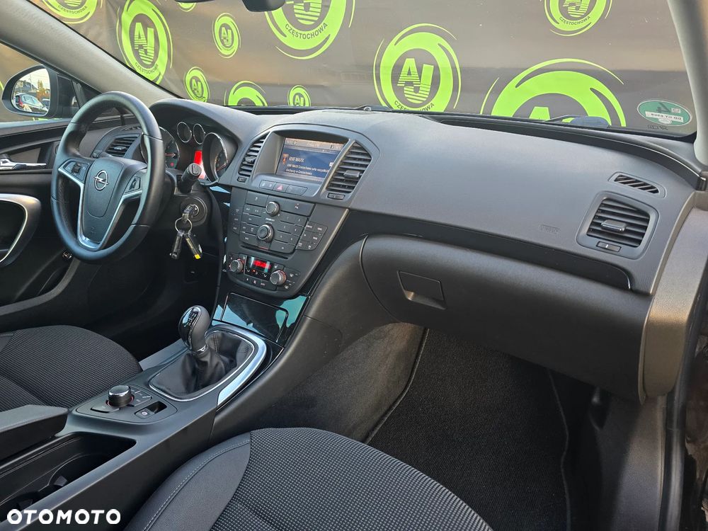 Opel Insignia - 33