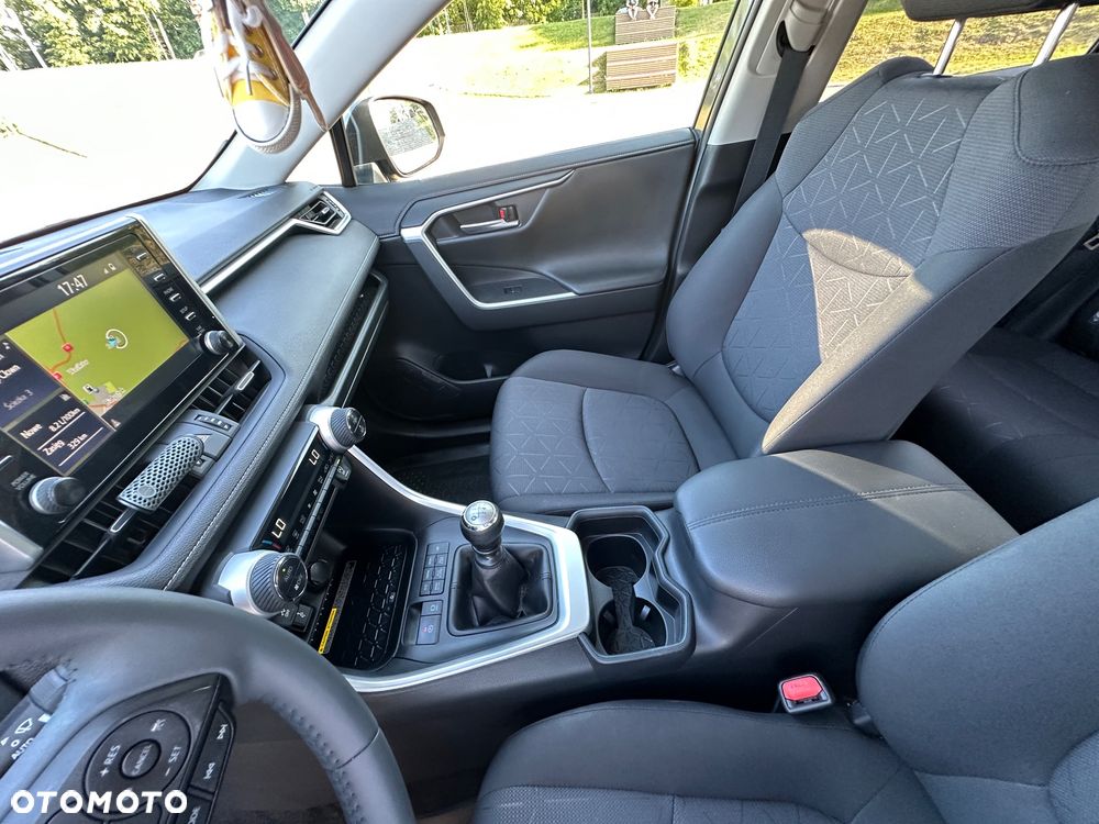 Toyota RAV4 - 27
