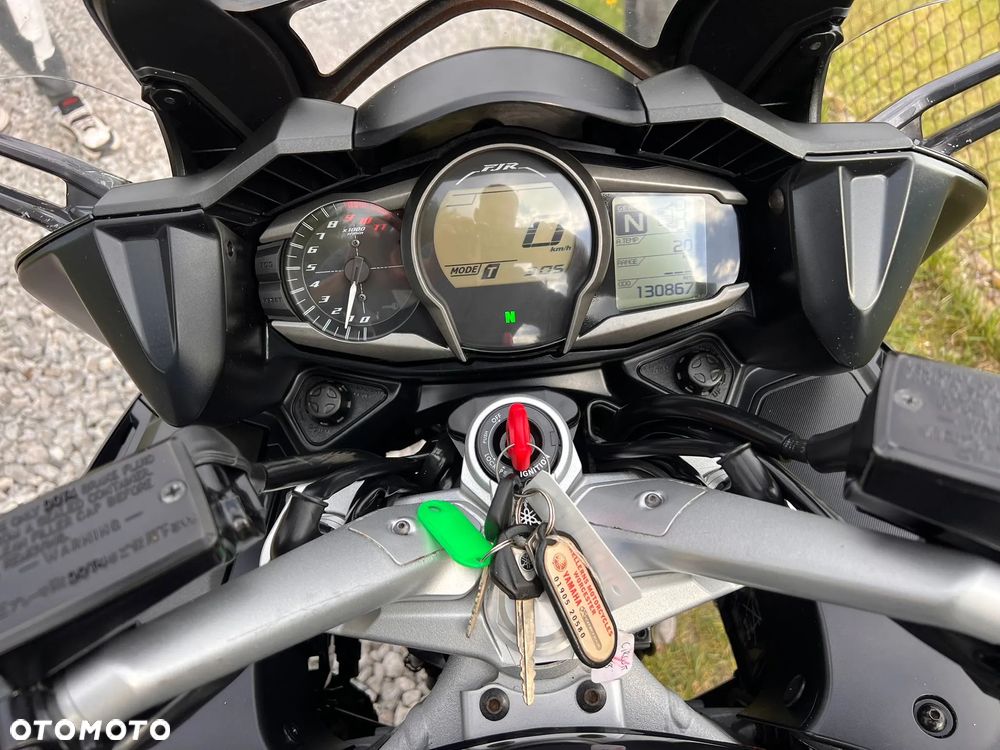 Yamaha FJR - 21