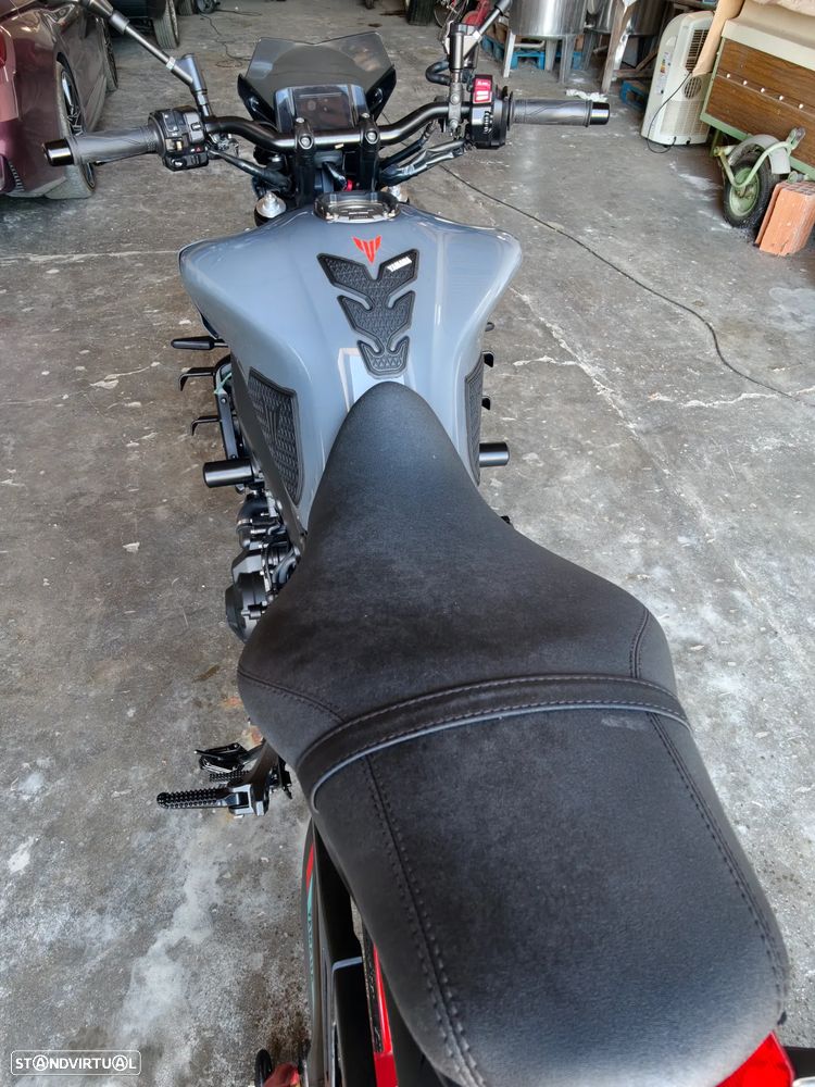 Yamaha MT-09 - 8