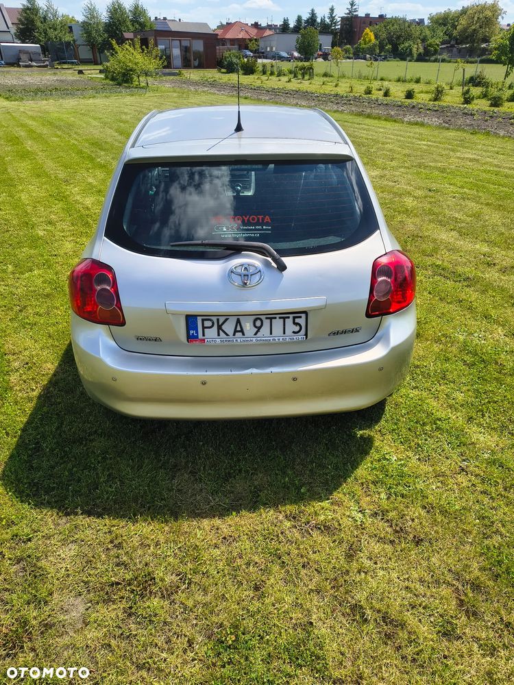 Toyota Auris 1.6 VVT-i Luna - 4