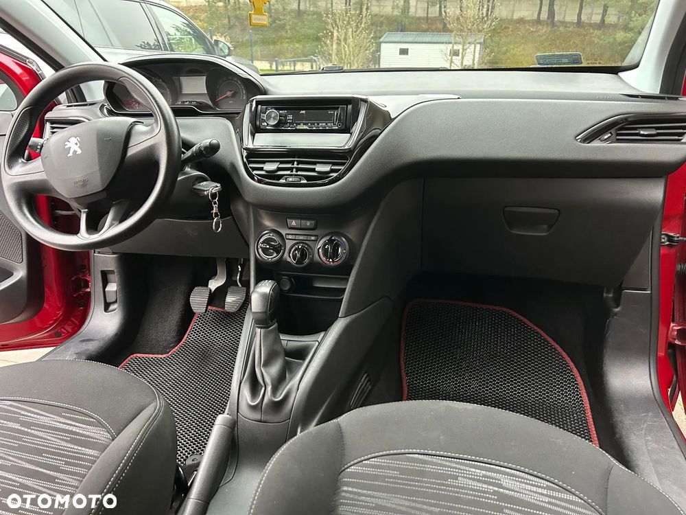 Peugeot 208 1.2 VTi Access - 10