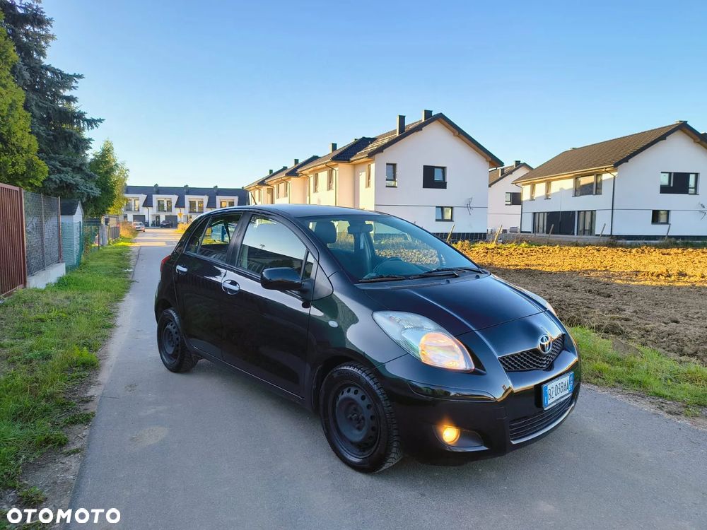 Toyota Yaris ver-1-4-d--4d - 1