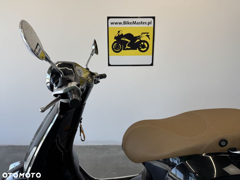 Piaggio Vespa - 19