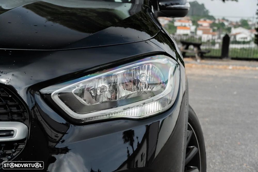 Mercedes-Benz GLA 180 7G-DCT Style - 28
