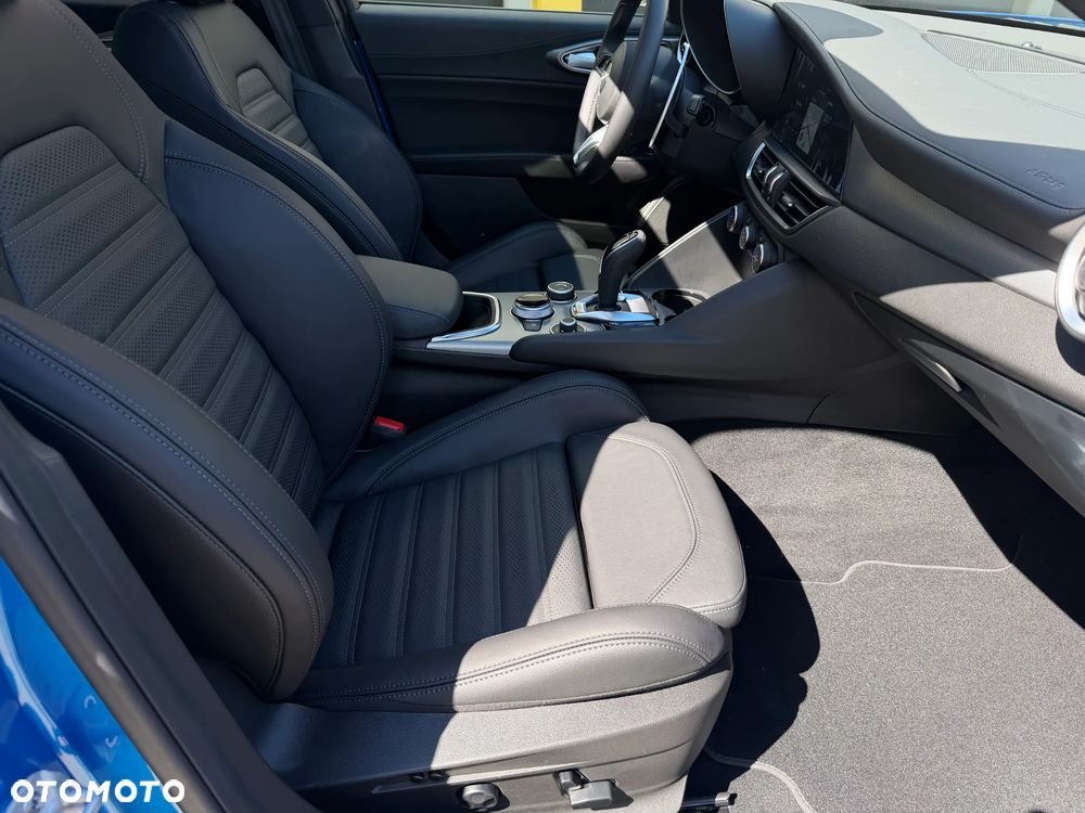 Alfa Romeo Giulia 2.0 Turbo Veloce Q4 - 15