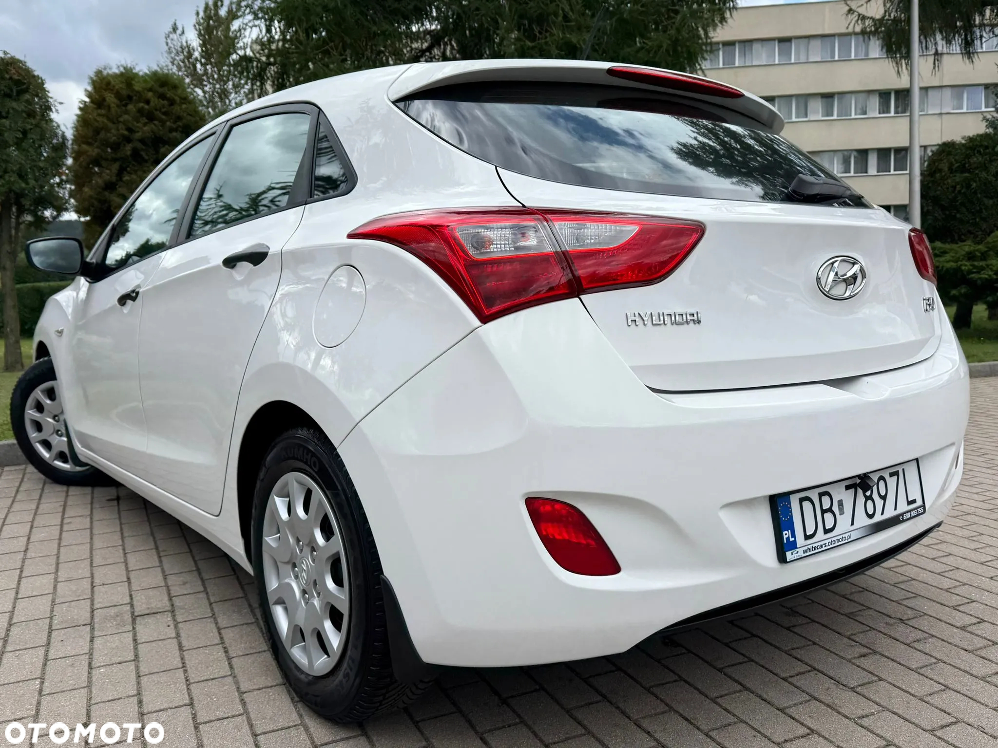 Hyundai i30 1.4 Premium - 17