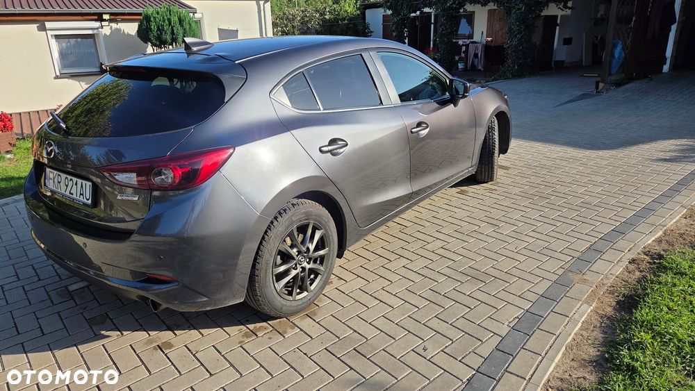 Mazda 3 - 4