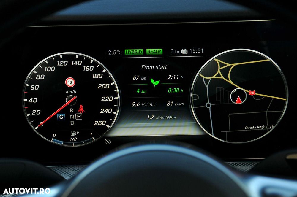 Mercedes-Benz E 300 de 4Matic 9G-TRONIC AMG Line - 27