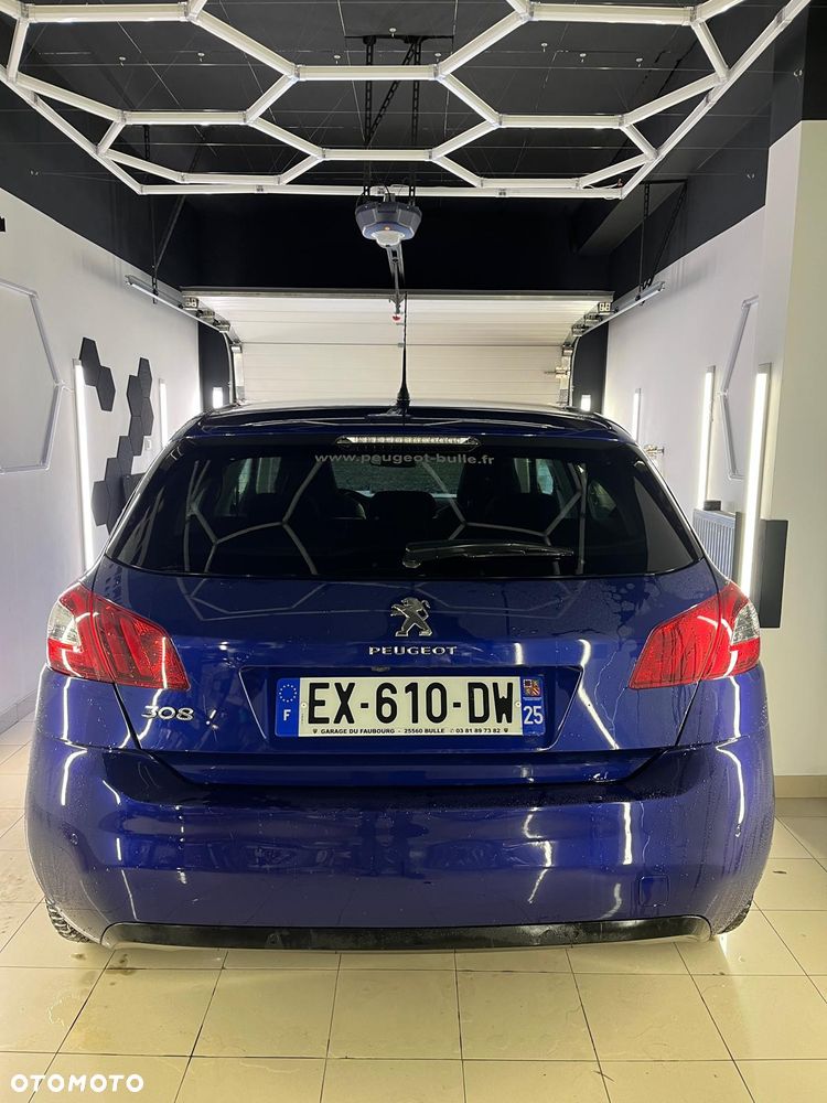 Peugeot 308 BlueHDi 120 EAT6 Stop & Start Active Business-Paket - 10