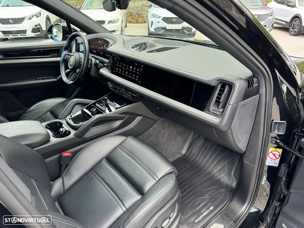 Porsche Cayenne Coupé S E-Hybrid - 54