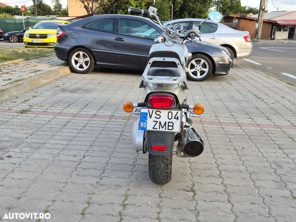 CF Moto V5 - 4