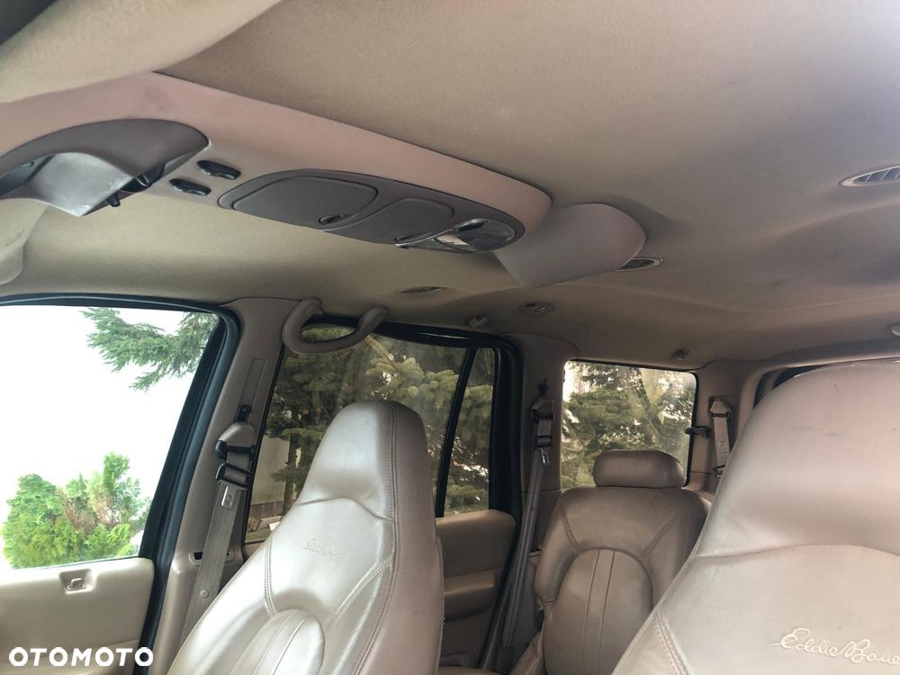 Ford Expedition - 18