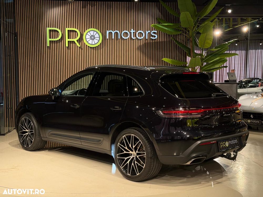 Porsche Macan - 31