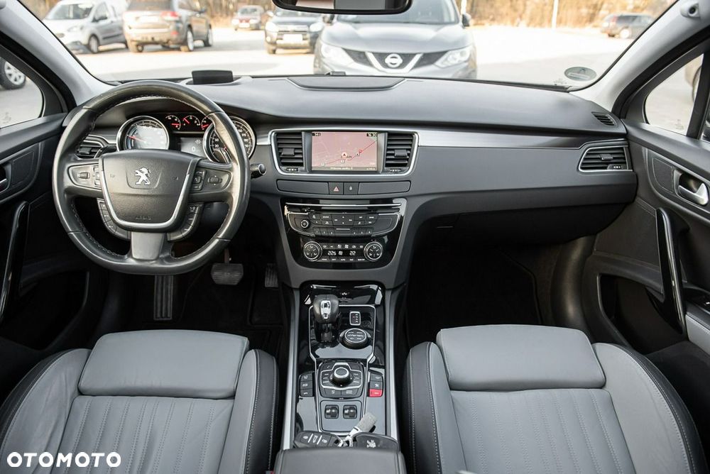 Peugeot 508 RXH 2.0 HDi HYbrid4 - 5