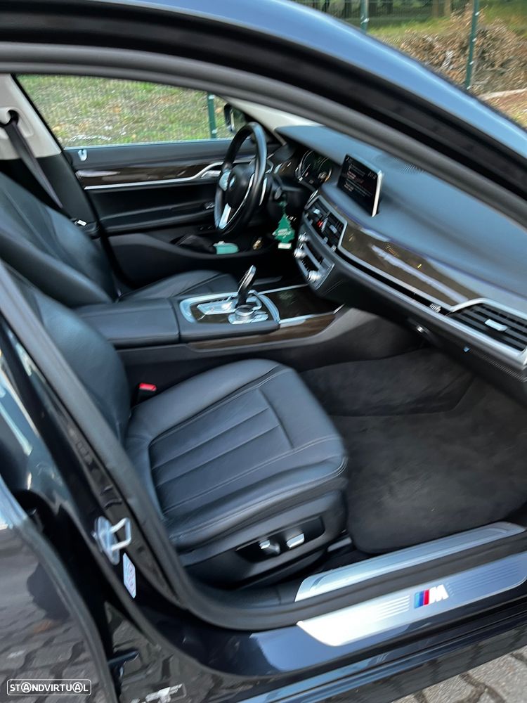BMW 730 d Pack M - 19