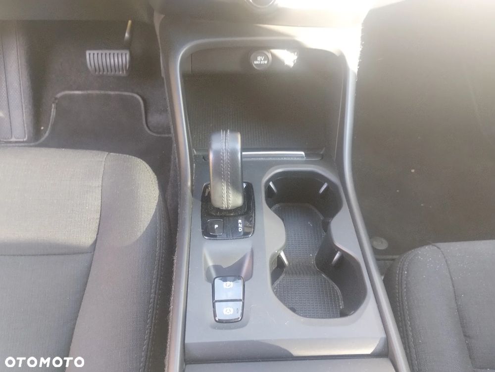 Volvo XC 40 D3 Momentum - 9