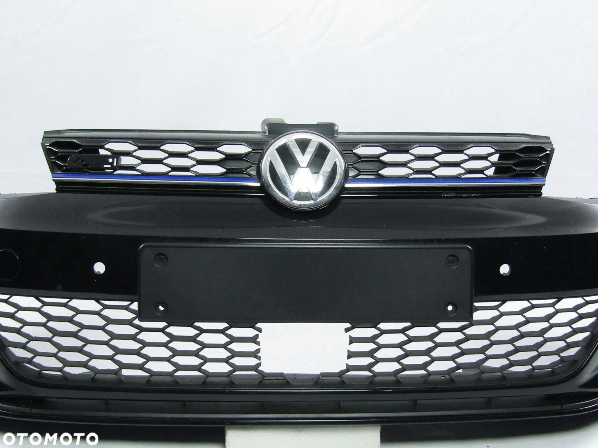 Zderzak przedni VW Golf 7 17 - 20 GTE Hybryda Sprysk. / Pdc-6 LC9X - 6