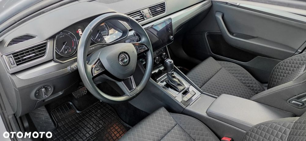 Skoda Superb 2.0 TDI DSG Ambition - 21
