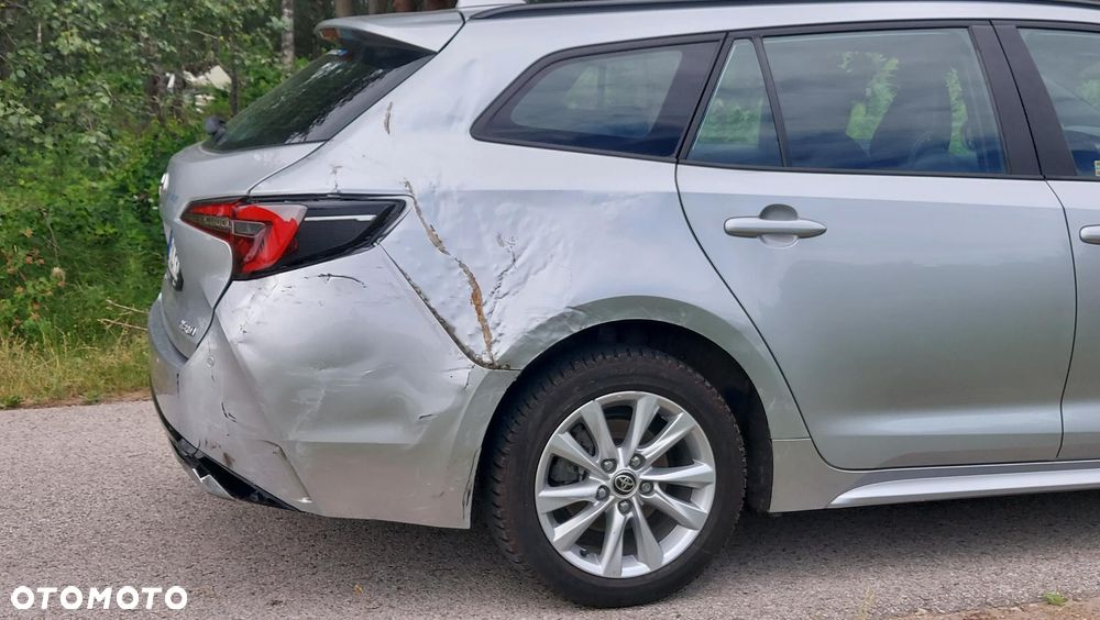 Toyota Corolla 1.8 Hybrid Comfort - 6