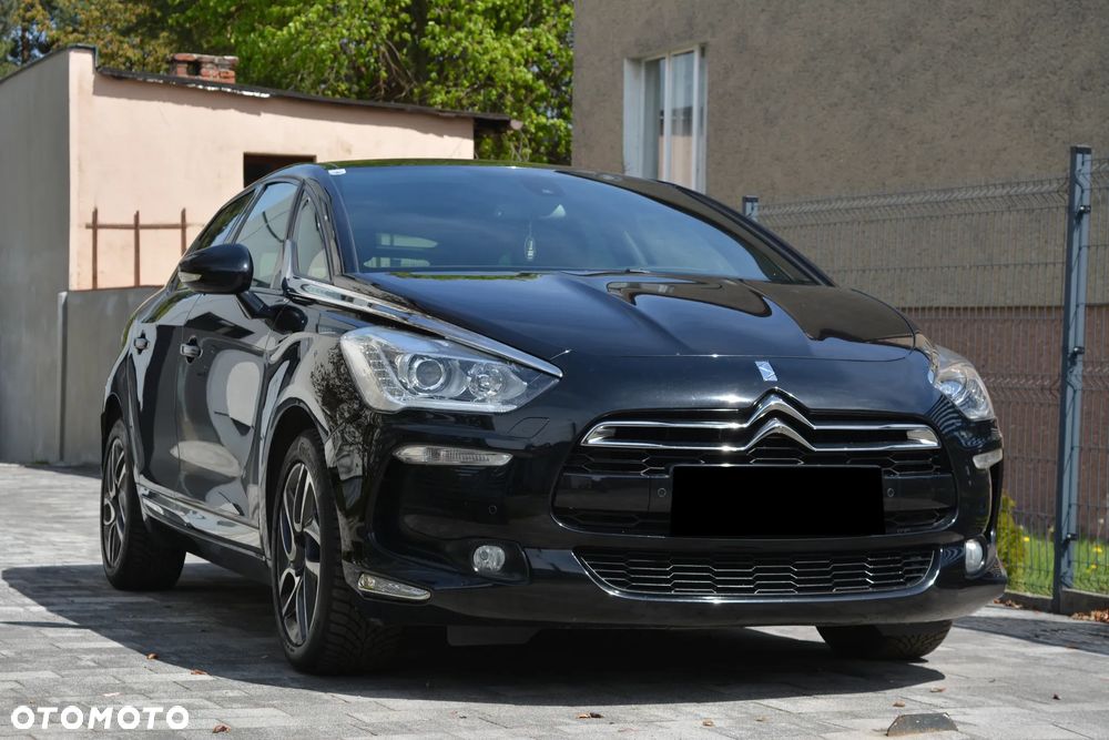 Citroën DS5 e-HDi 115 EGS6 Chic - 1