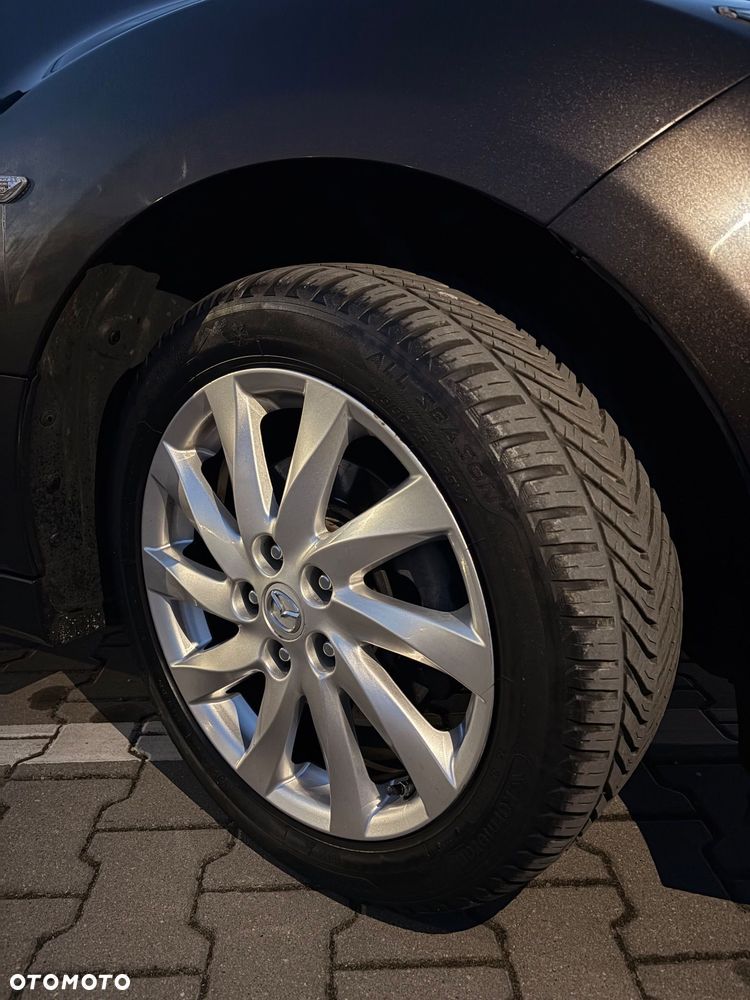 Mazda 6 2.0 Exclusive + - 29