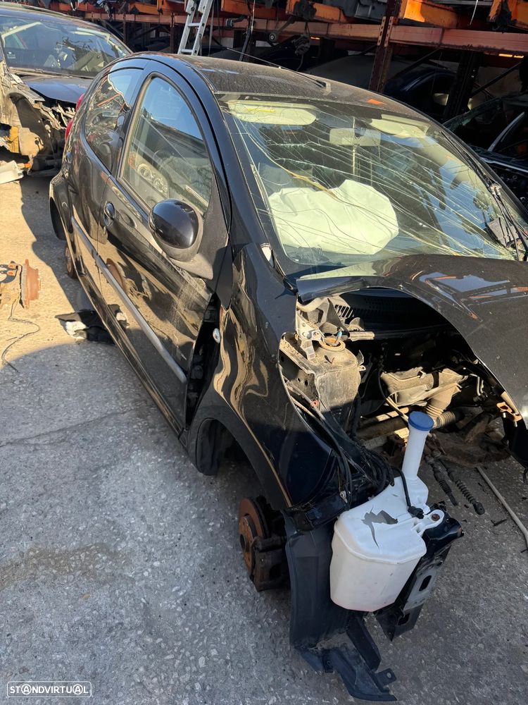 Peugeot 107 gasolina de 2011 para peças - 2