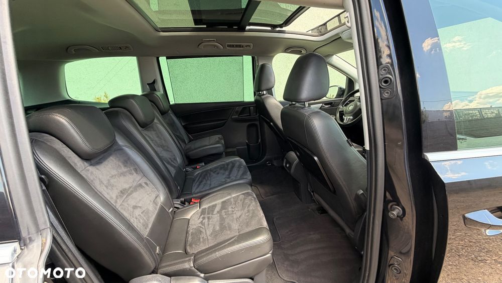 Volkswagen Sharan 2.0 TDI Highline - 30