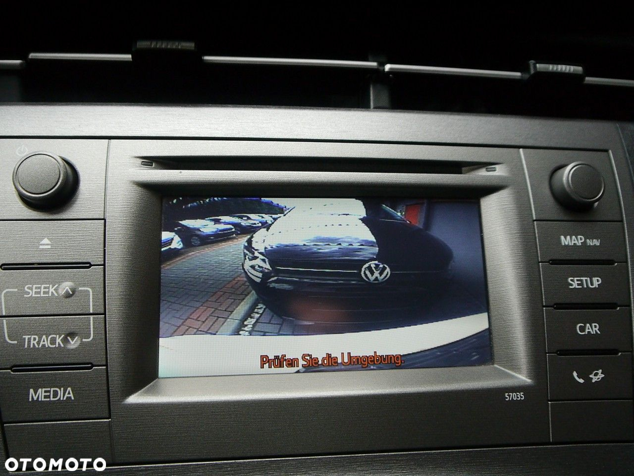 Toyota Prius (Hybrid) Comfort - 19