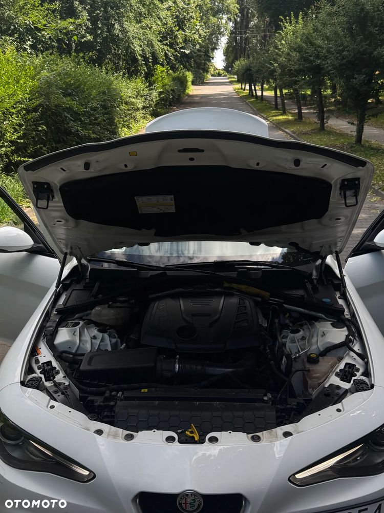 Alfa Romeo Giulia 2.0 Turbo Super - 24