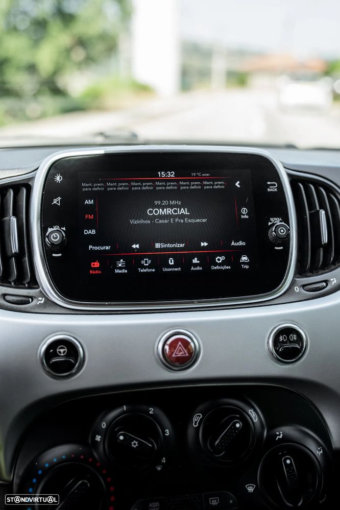 Fiat 500C 1.0 Hybrid Connect - 39
