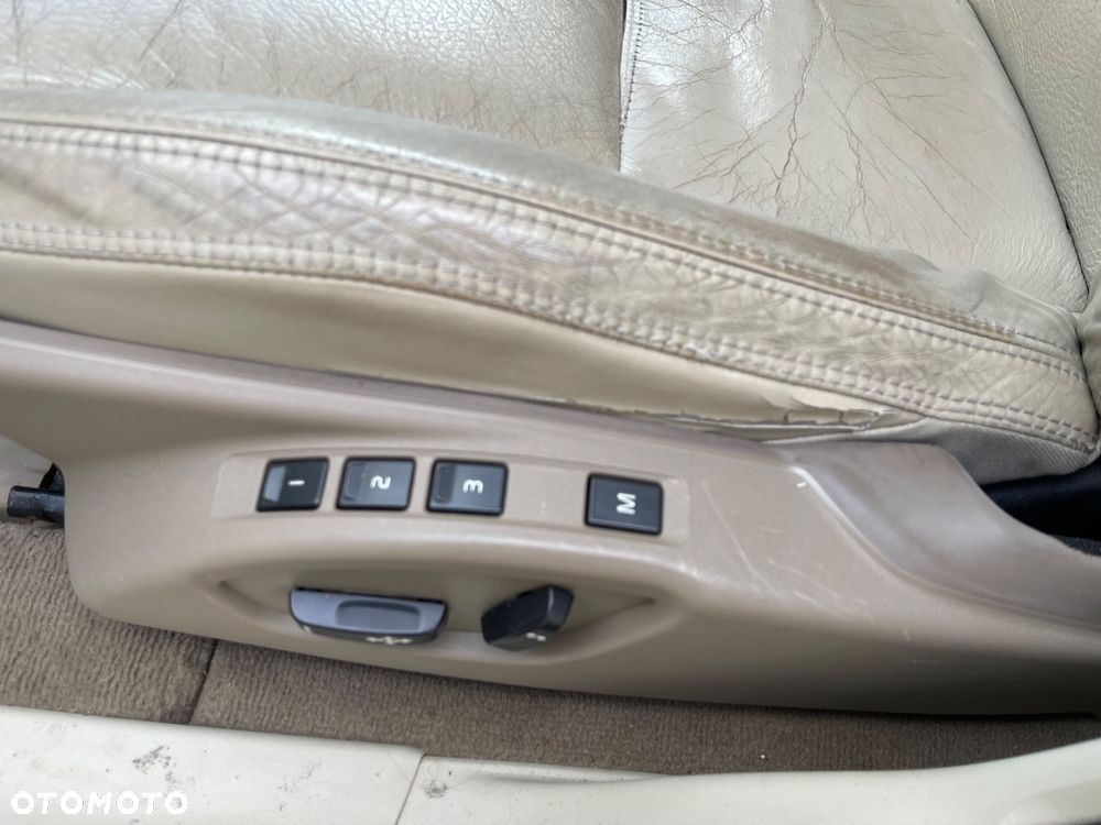 Volvo XC 60 D5 AWD Kinetic - 14