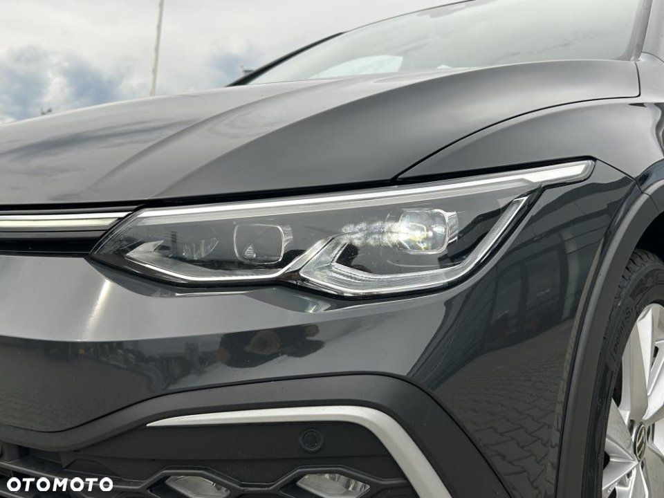 Volkswagen Golf - 25
