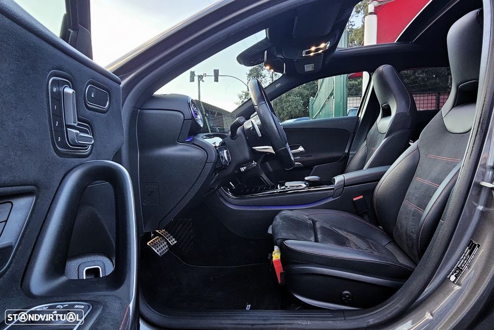 Mercedes-Benz A 250 e 8G-DCT AMG Line - 30