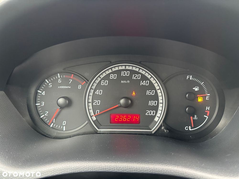 Suzuki Swift 1.3 Comfort - 24