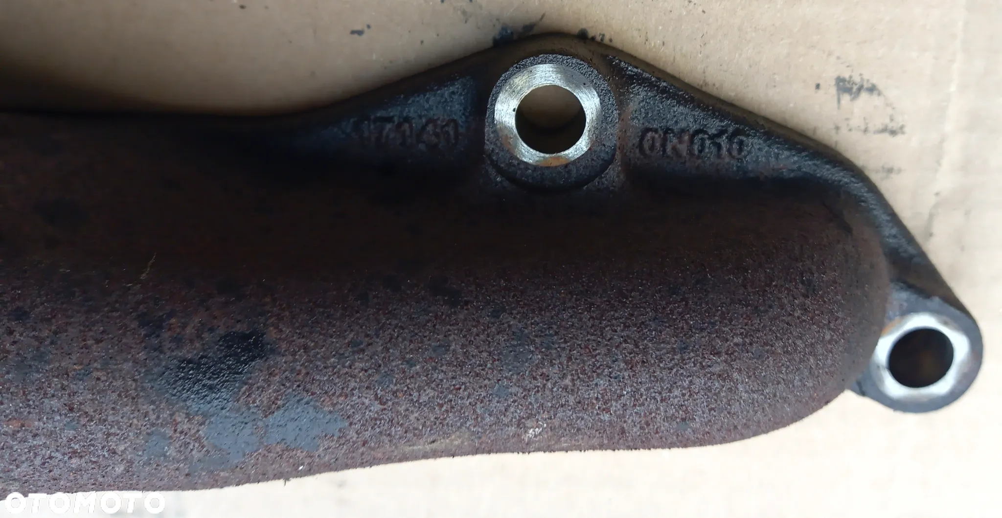 Toyota Yaris II 1.4 D4D kolektor wydechowy 17141-0N010 - 2