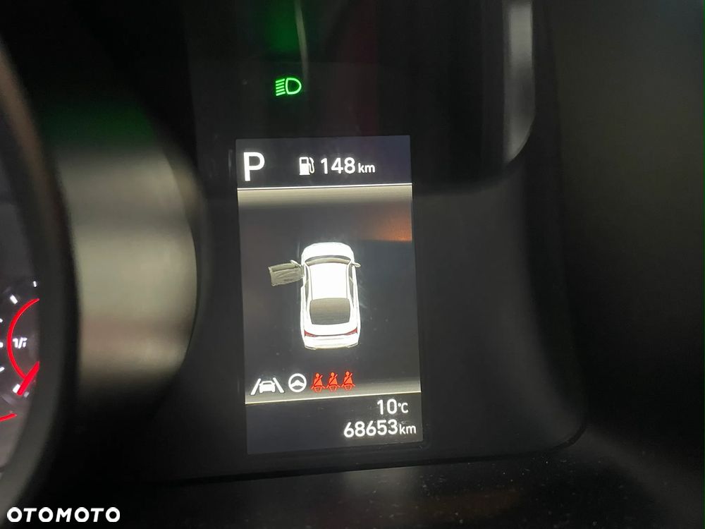 Hyundai Elantra 1.6 Modern CVT - 12