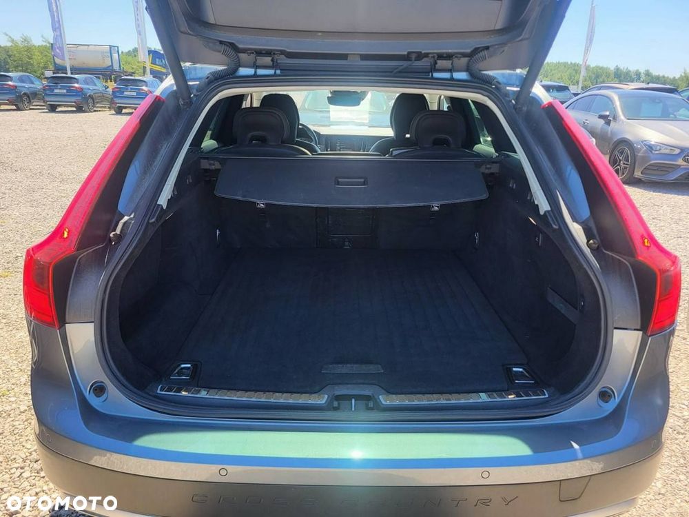 Volvo V90 - 10