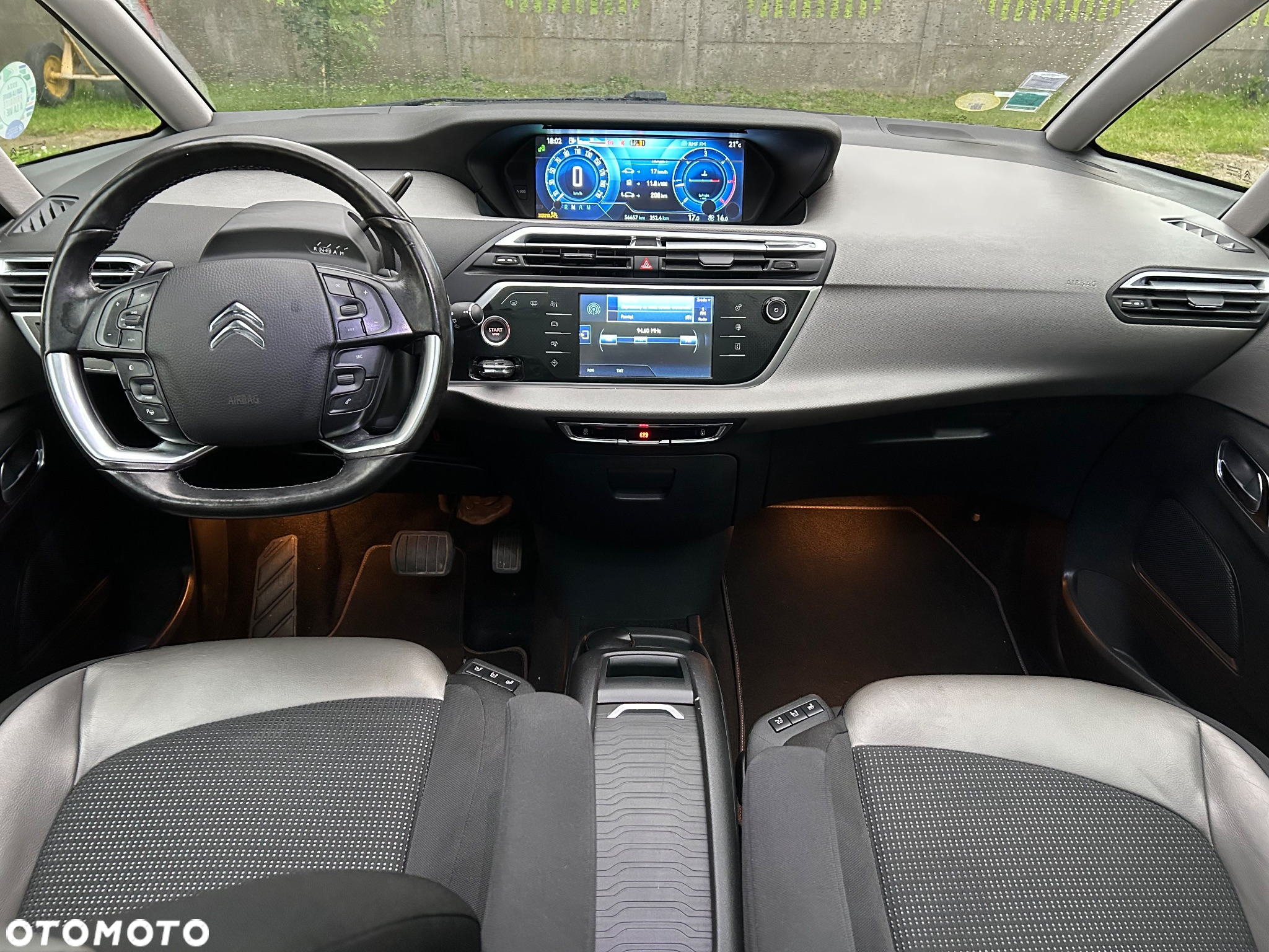 Citroën C4 Picasso e-HDi 115 ETG6 Exclusive - 8