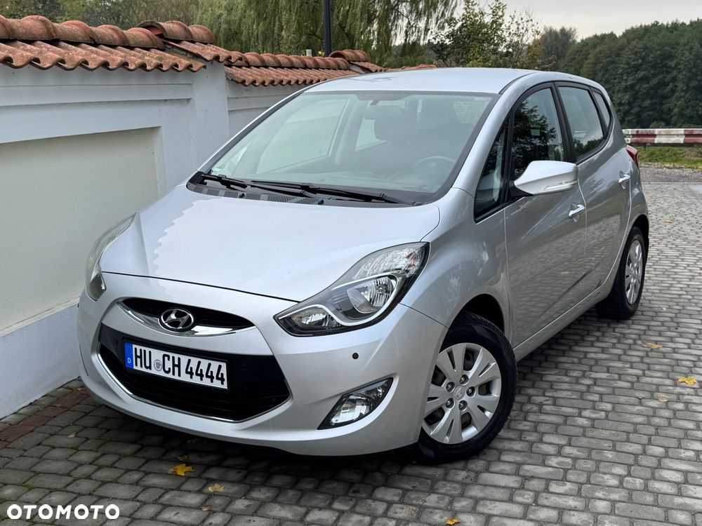 Hyundai ix20 - 12