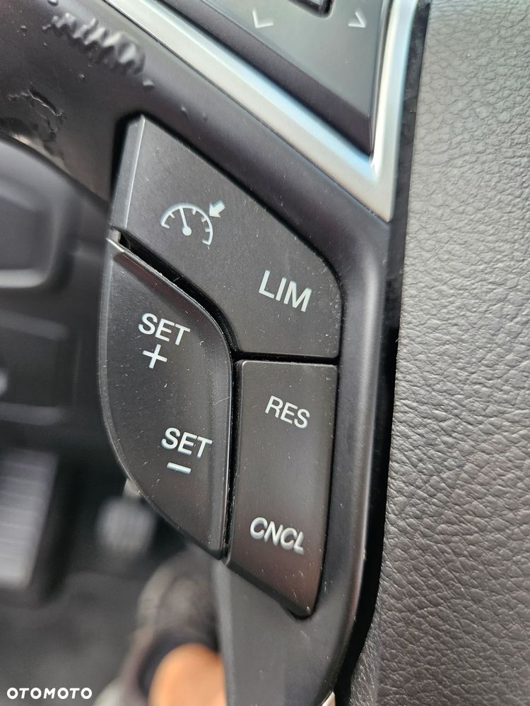 Ford S-Max 2.0 TDCi Titanium - 28