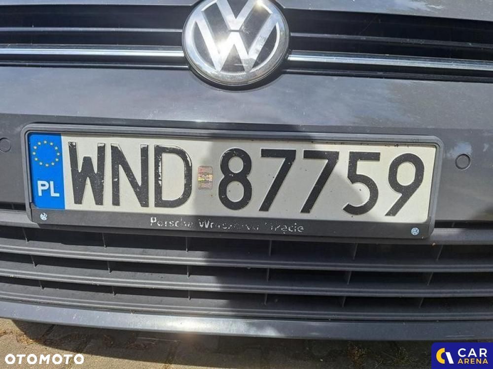 Volkswagen Golf - 11