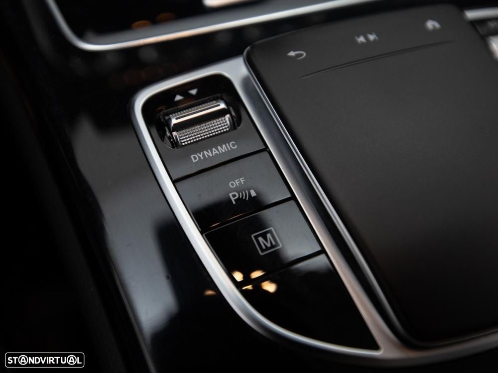 Mercedes-Benz GLC 300 de 4Matic 9G-TRONIC - 27