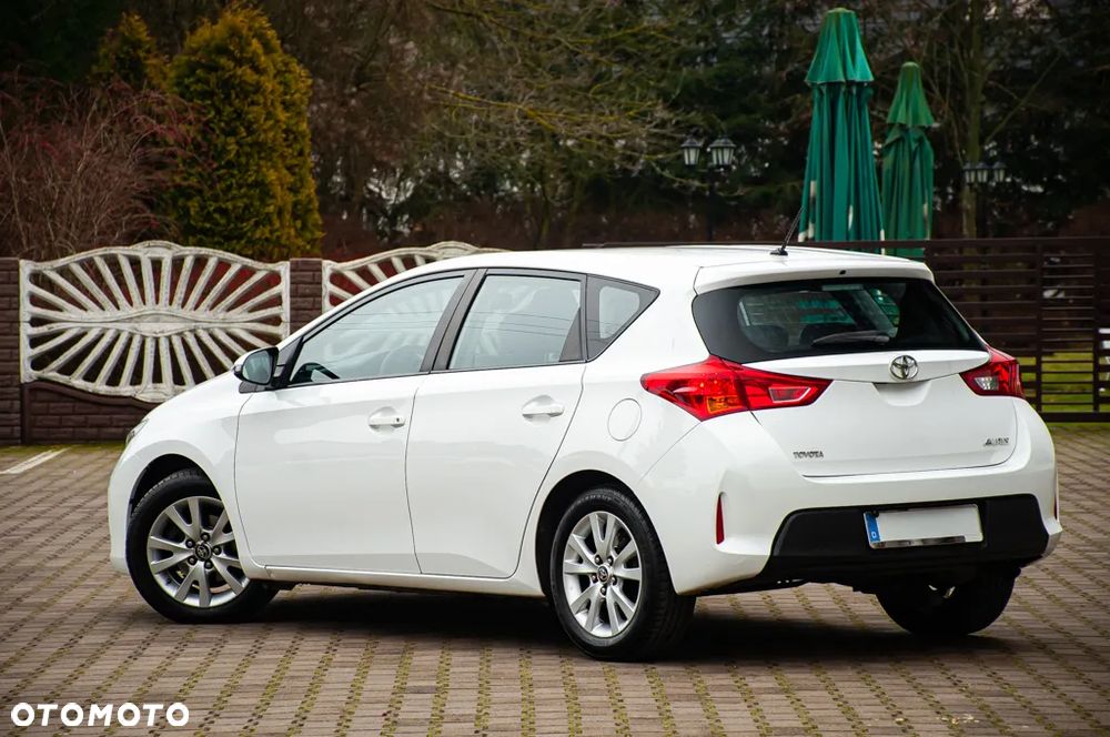 Toyota Auris 1.33 VVT-i Life - 3