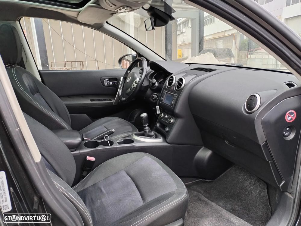 Nissan Qashqai +2 1.5 dCi Tekna Premium 17 132g - 9