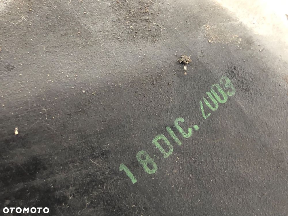 ZBIORNICZEK OLEJU MIESZANKI  PIAGGIO TYPHOON 2001 - 2014 Typhoon 50 4 kW [5 KM] - 4